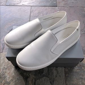 Vionic Avery Pro Leather Slip-On Sneaker